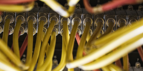 Redacción / Implantación / Legalización de Proyectos ICT en Penedès i Garraf · Comunicaciones mediante firewalls, VPNs y cifrado