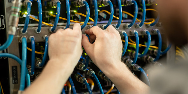 Infraestructura Común Telecomunicaciones Torrelles de Foix · Instalación de infraestructura común de Telecomunicación Voz sobre IP (VoIP)