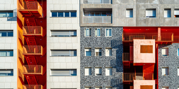 Proyectos de ICT Viviendas / Edificios  Calaf · Diseño e implementación de redes cableadas e inalámbricas